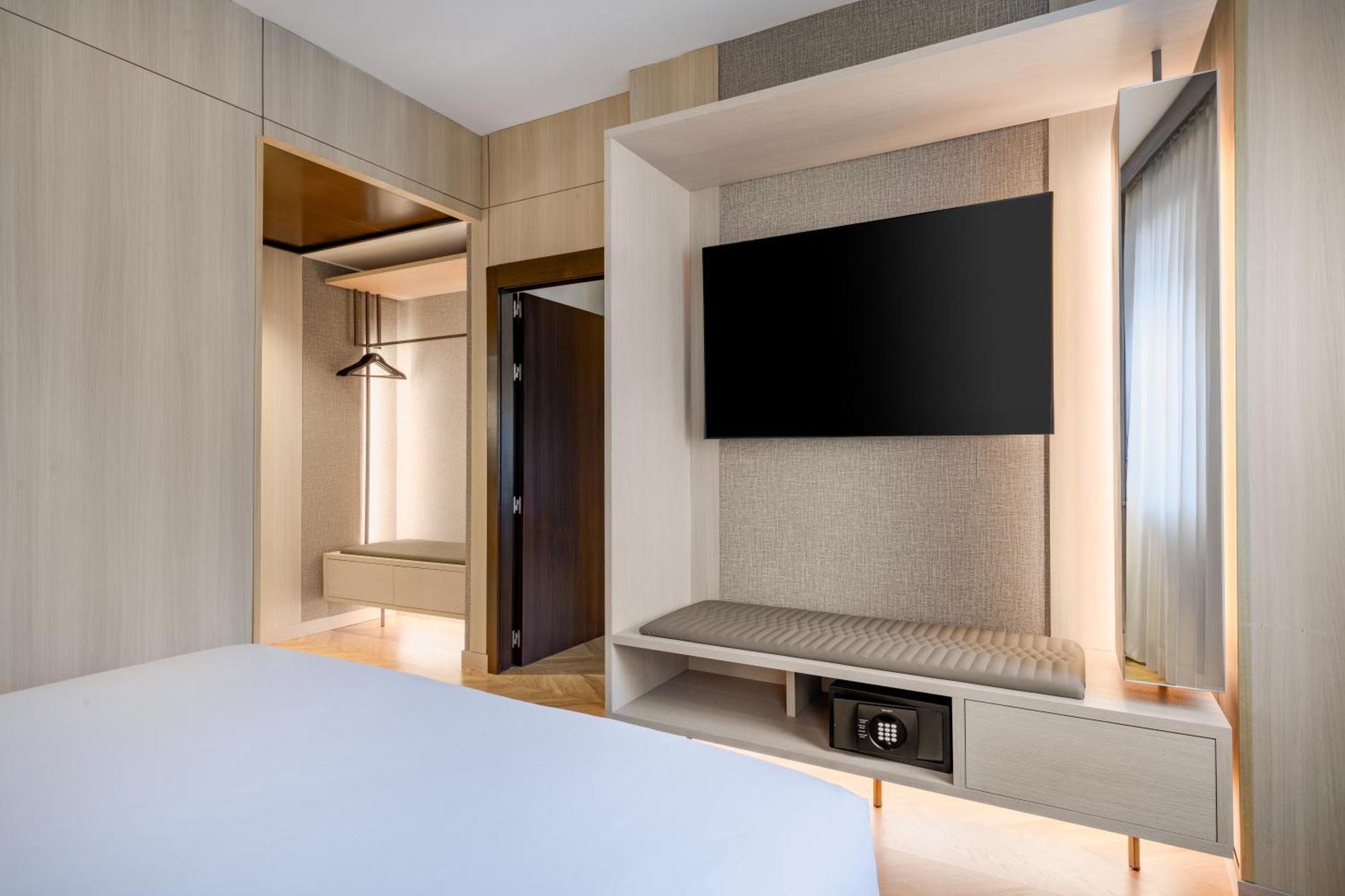 Ac Hotel 4*