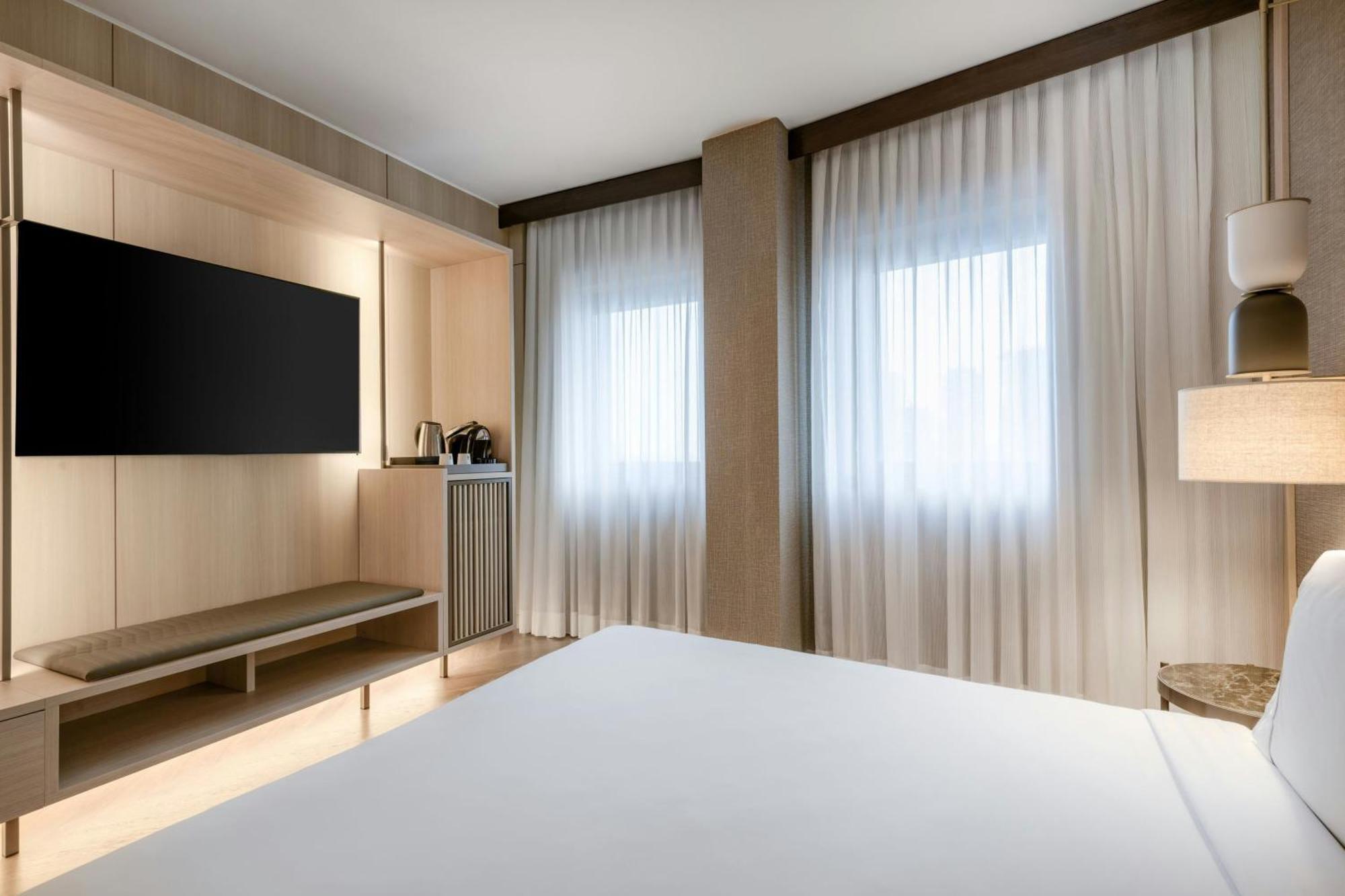 Ac 4* Milano